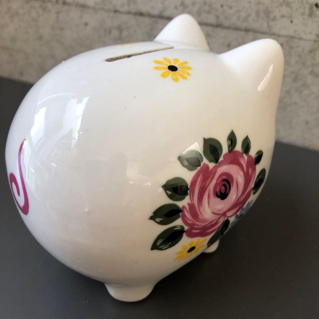 ピギーバンク　貯金箱
