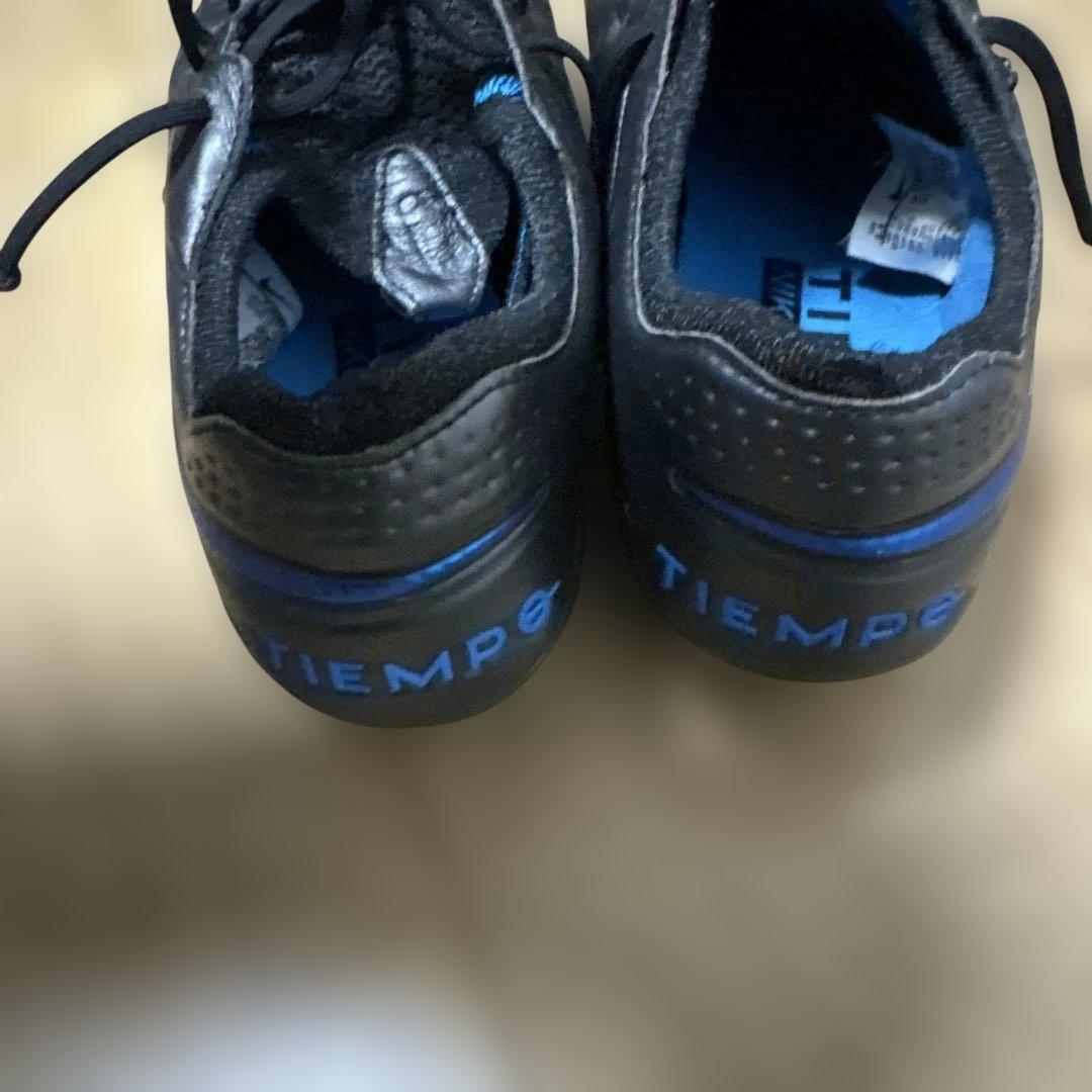 Nike Tiempo サッカーシューズ ブラック/ブルー