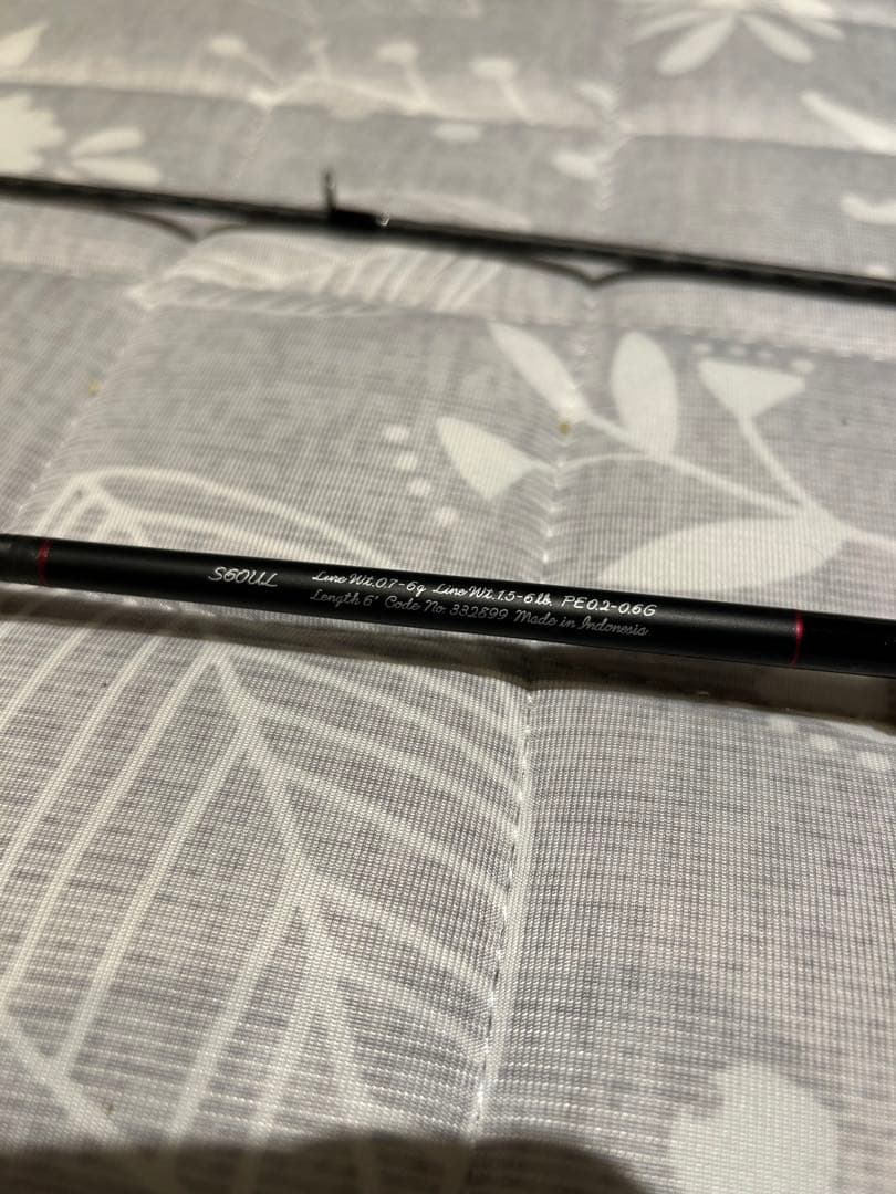 TROUT ONE AS トラウトロッドとケース