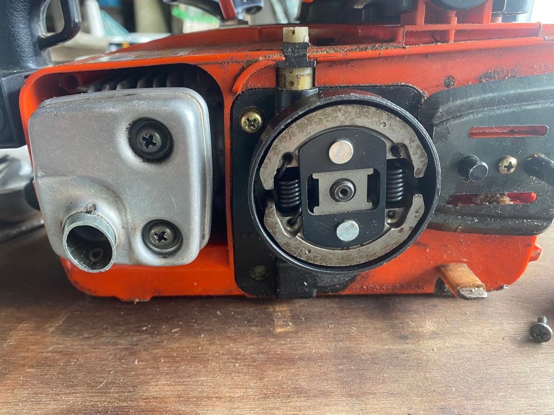 タナカエンジンチェンソー