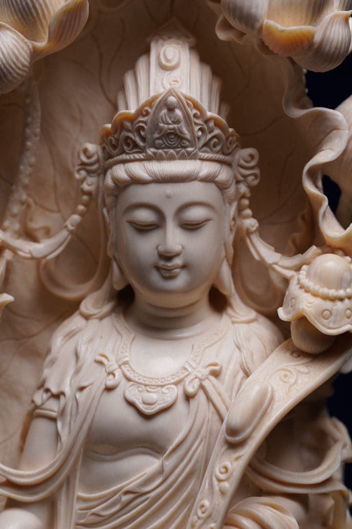 天然マンモス牙美しい手作り彫刻如意観音 置物