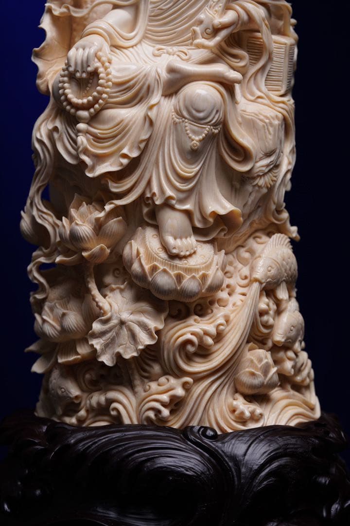天然マンモス牙美しい手作り彫刻如意観音 置物