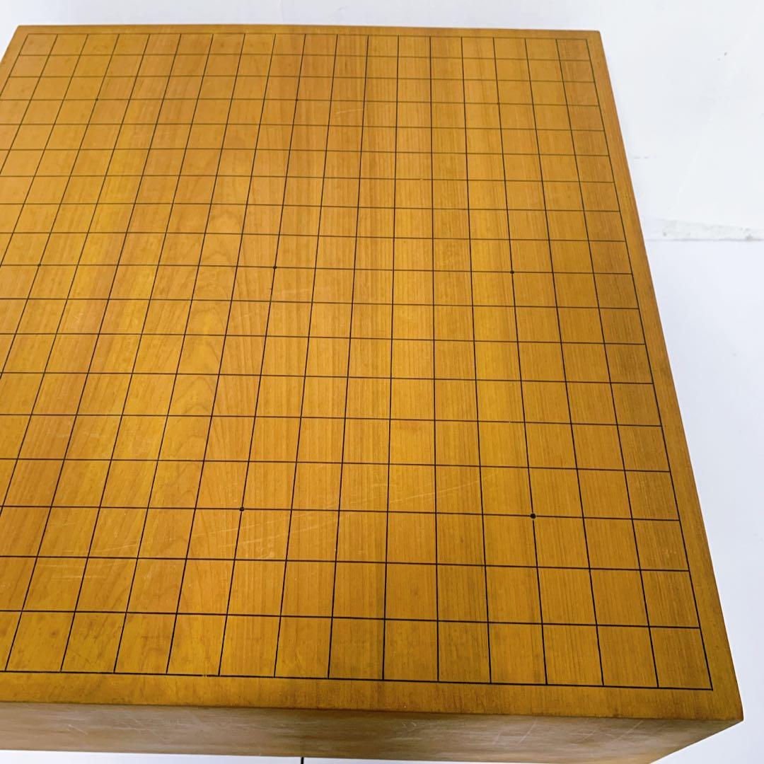 【送料込】高級 任天堂 極厚 約4.8寸 囲碁 本榧 目が繊細 ヘソ 脚付き