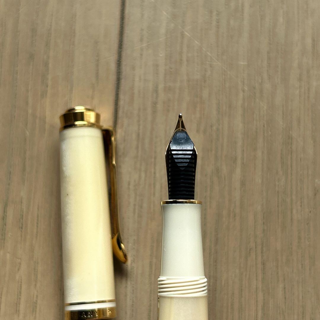 ペリカン万年筆 M320 パール EF 2011年特別生産品