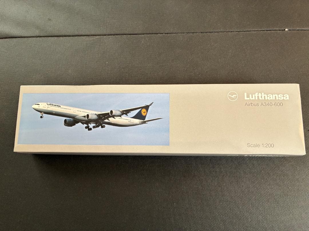 Lufthansa Airbus A340-600 1:200サイズ模型