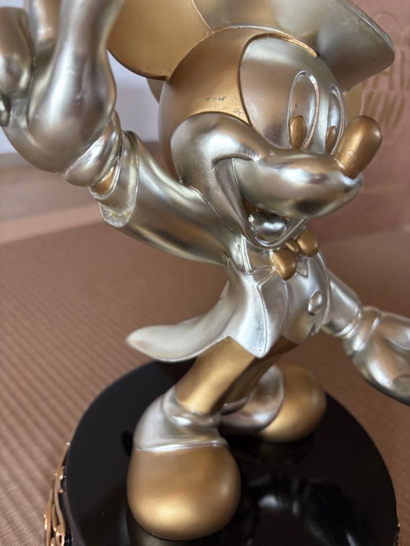 ミッキーマウス 100周年記念フィギュア