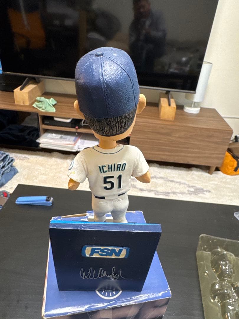 【箱あり】イチロー ボブルヘッド 2008 マリナーズ FSN サングラス　②