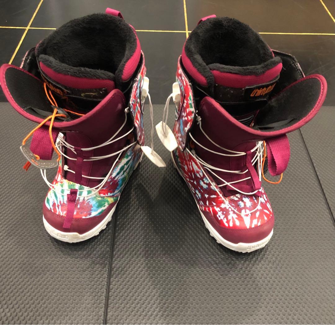 スノーボード　ブーツ　thirty two レディース