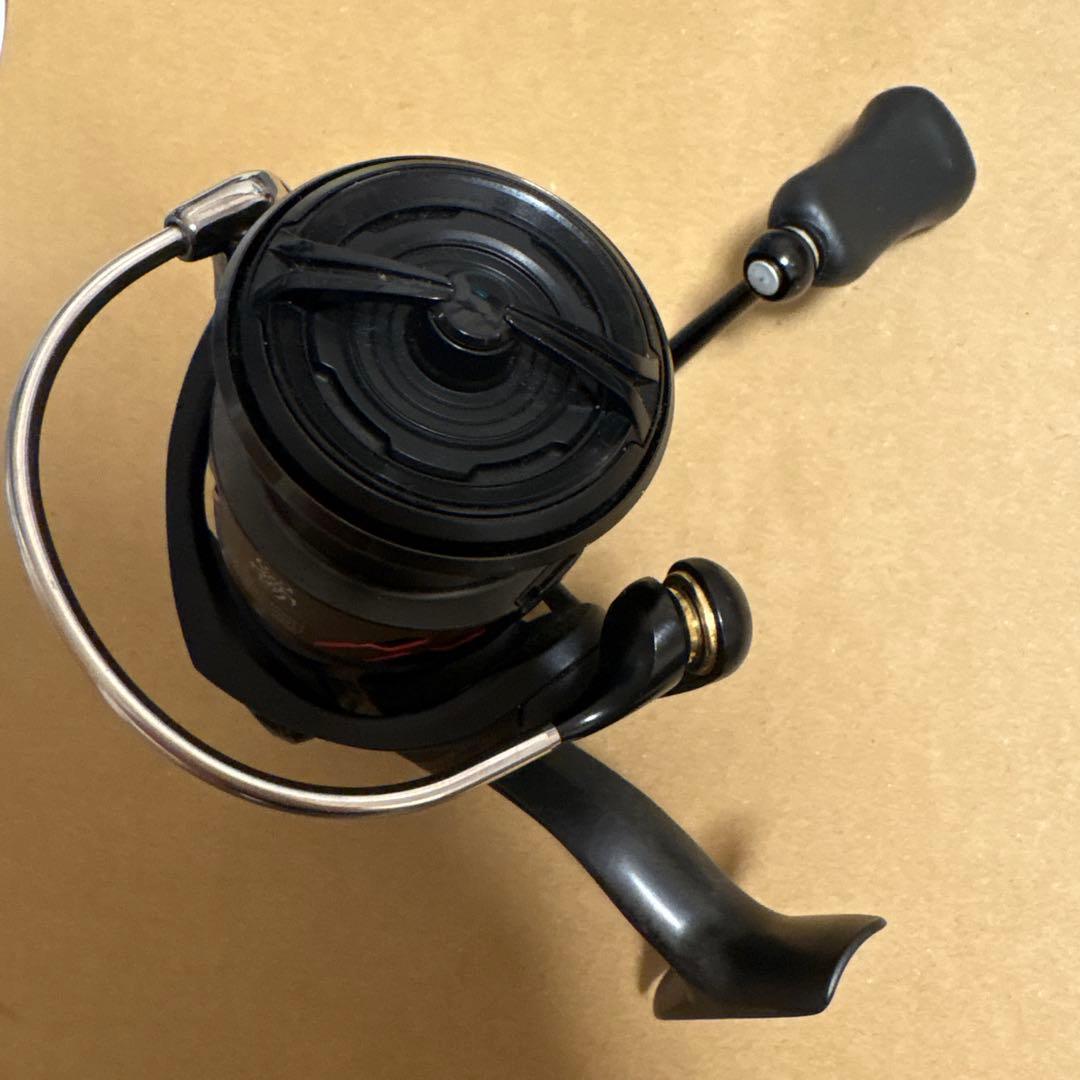 ［人気リール］ ダイワ　18タトゥーラLT 2500S-XH