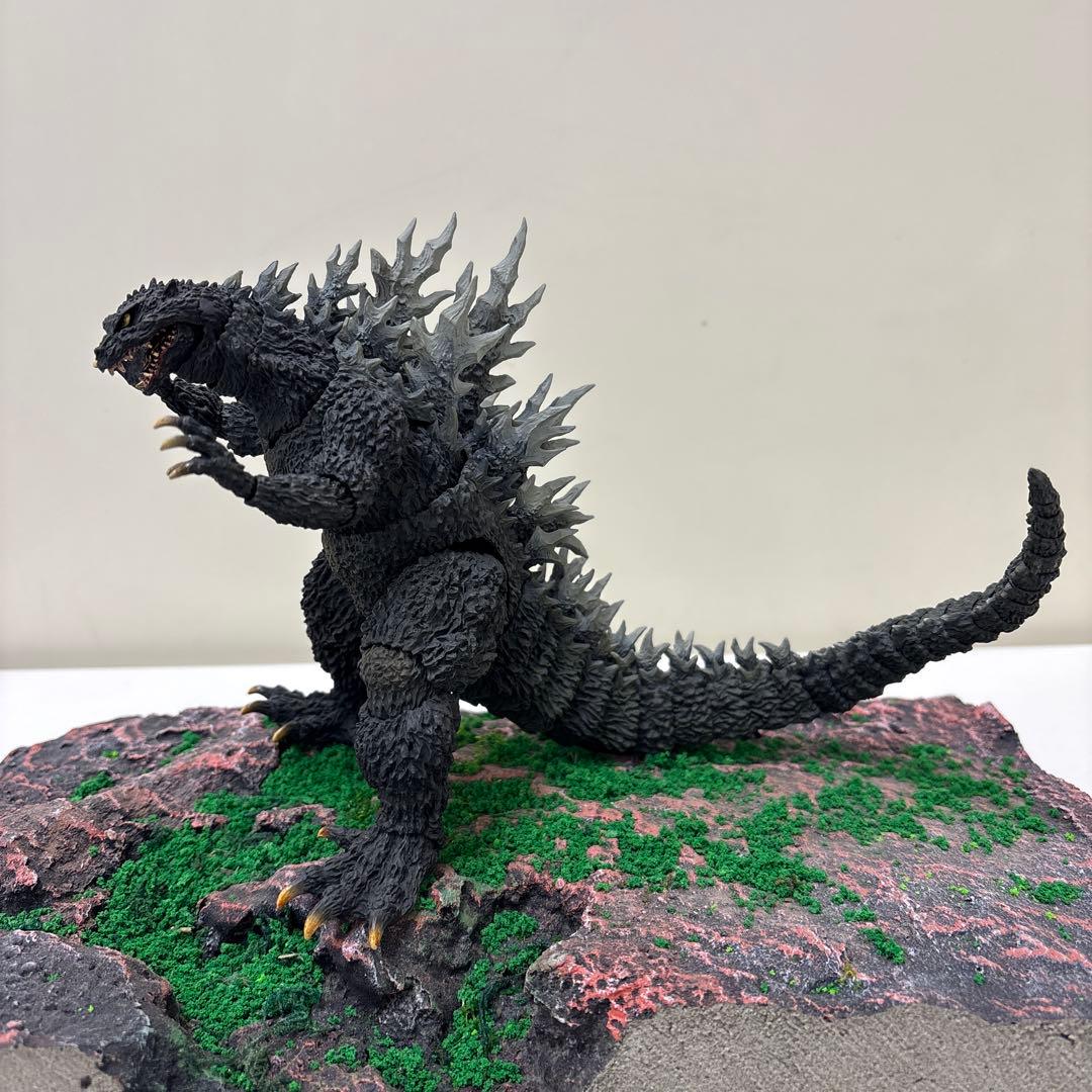S.H.モンスターアーツ ゴジラ2000ミレニアム SPECIAL COLOR