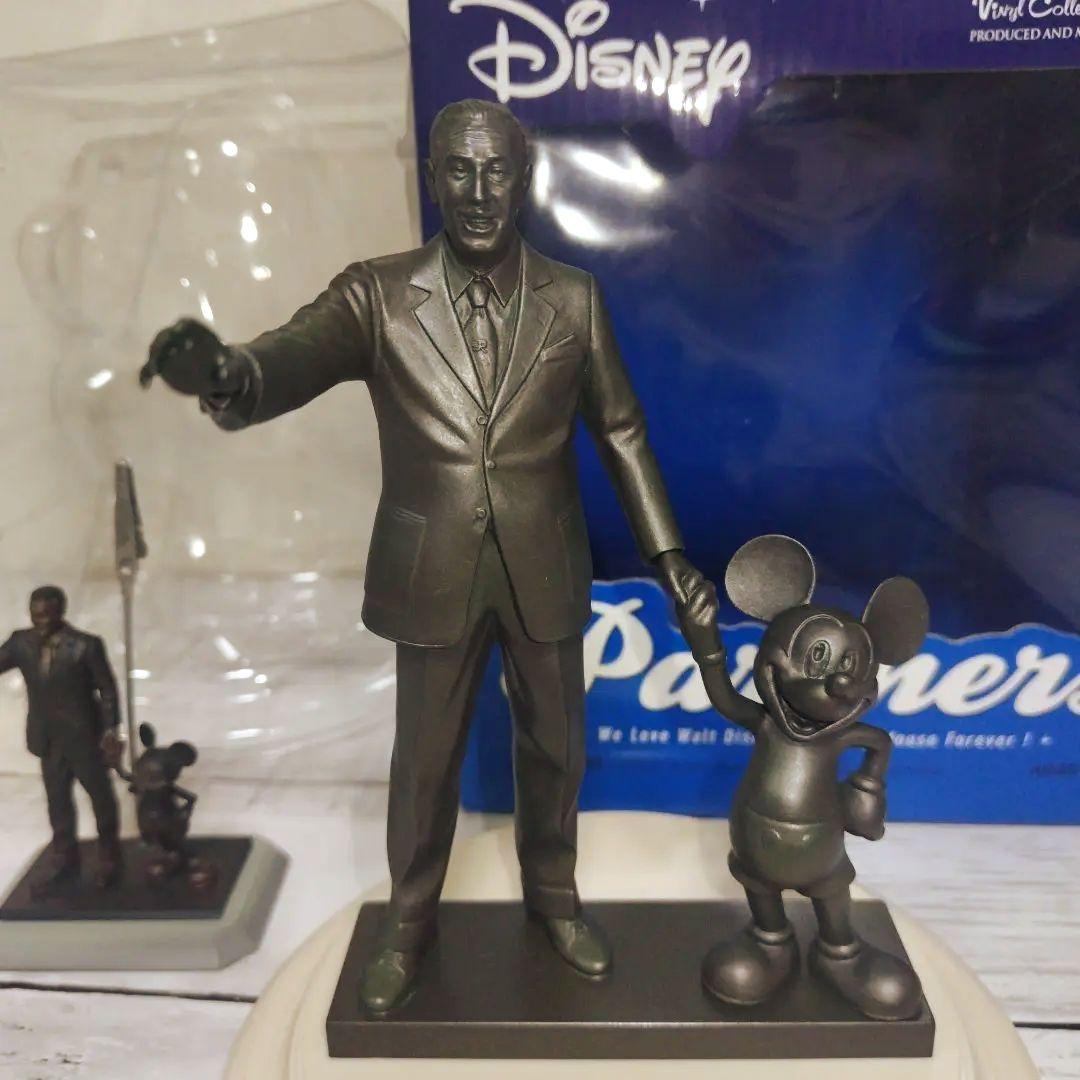 パートナーズ像 2体 メディコム・トイ ディズニーリゾート フィギュア セット