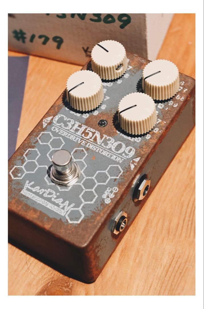 C3H5N309 オーバードライブエフェクター　KarDiaN