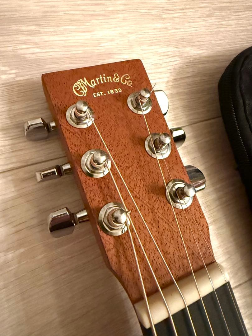 Martin BACKPACKER トラベルギター（専用ケース付き)