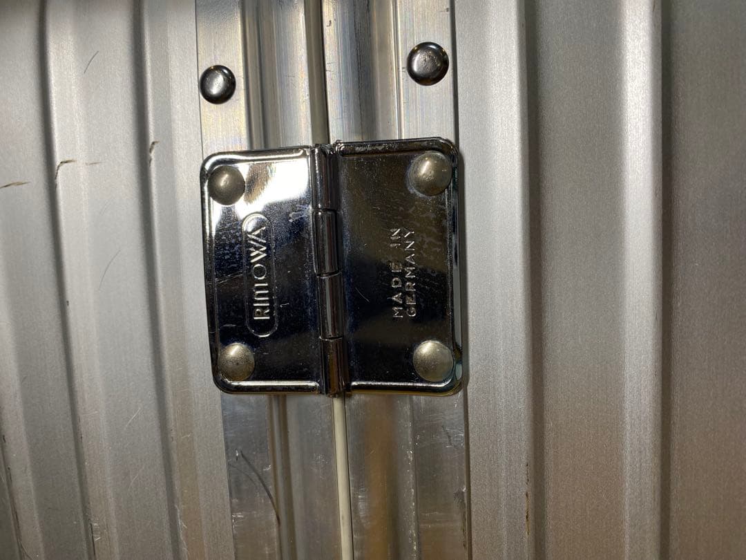 【廃盤】【レア】リモワ　RIMOWA 大型サイズ　おそらく104L