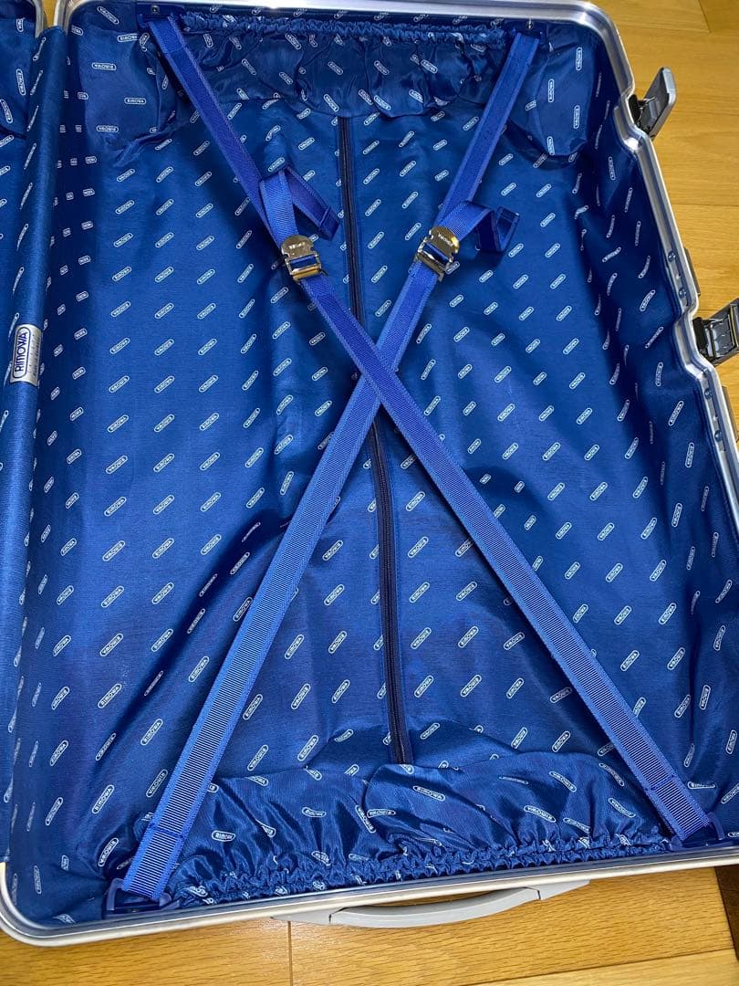 【廃盤】【レア】リモワ　RIMOWA 大型サイズ　おそらく104L