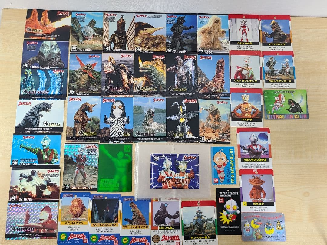 【中古】アマダ ウルトラマン トレーディングカード 約40枚セット