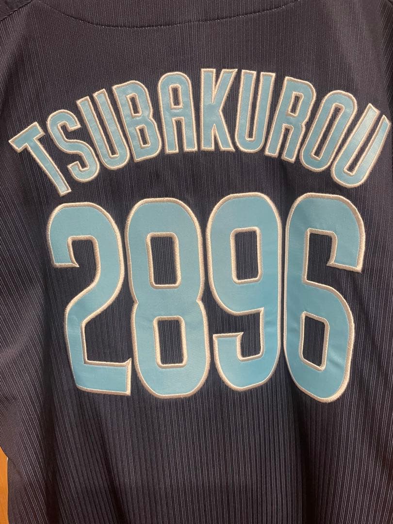 東京ヤクルトスワローズ2025 CREWつば九郎ユニフォーム　刺繍タイプ