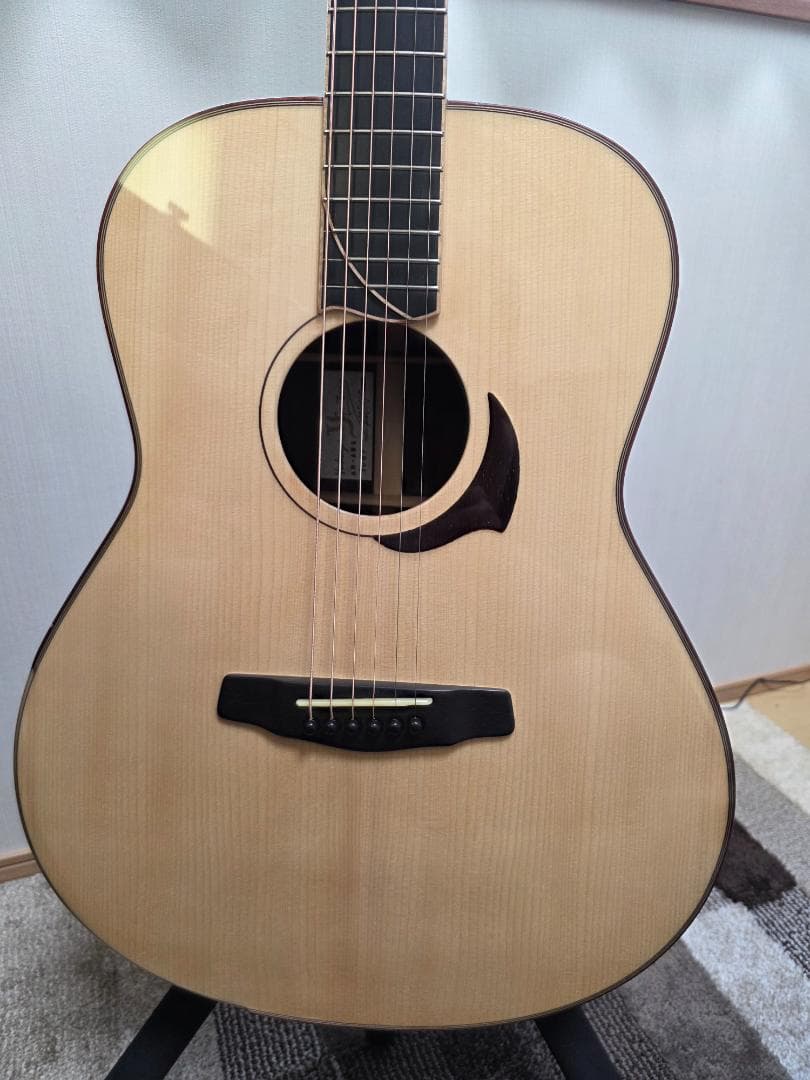 Yokoyama Guitars　アディロン&マダガスカルローズ&ホンマホネック