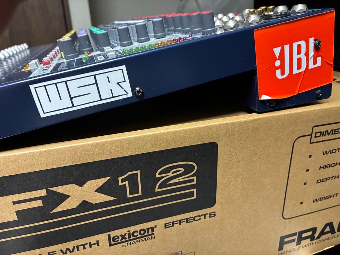 Soundcraft EFX12 アナログミキサー 12チャンネル