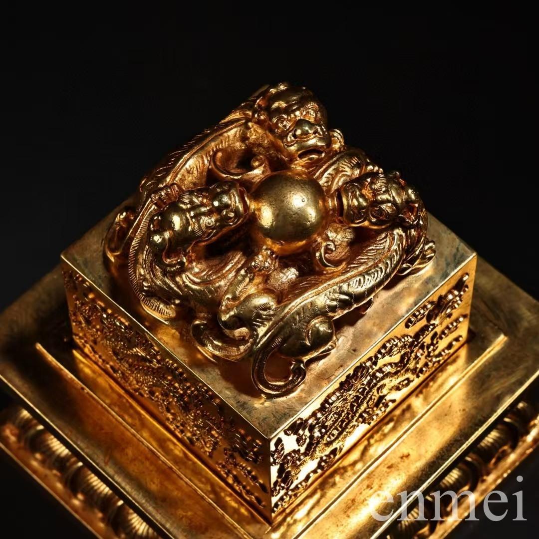 中国古美術・旧蔵鏨刻鎏金の龍印鑑玉璽・純銅製・高浮彫・置物・書道具・文房具・風水