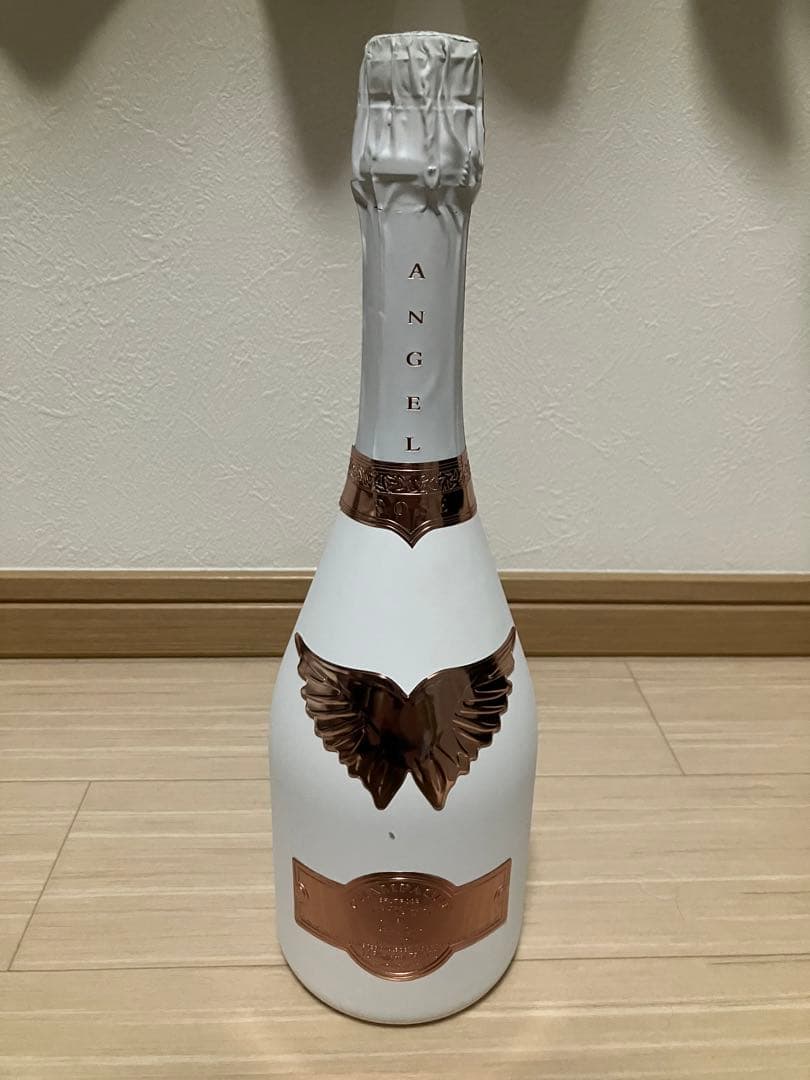 未開栓　エンジェル ブリュット ロゼシャンパン