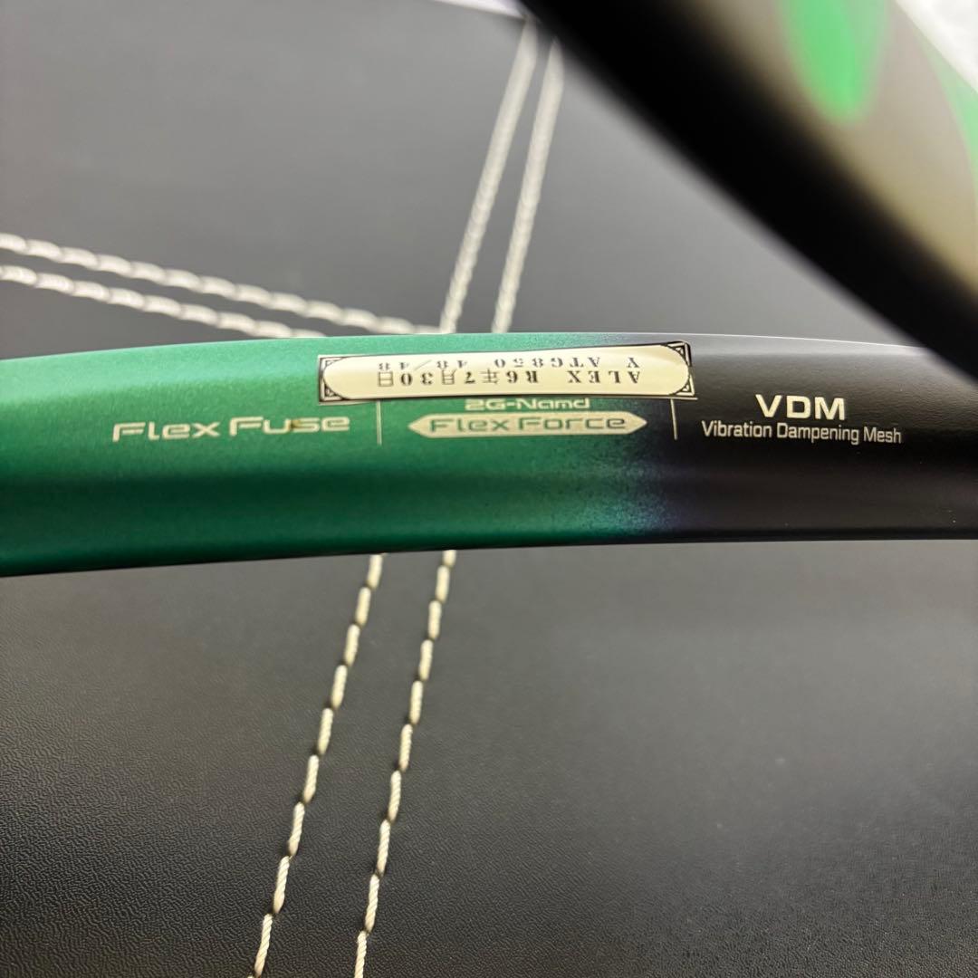 【未使用】 YONEX VCORE 100 硬式 テニスラケット ヨネックス