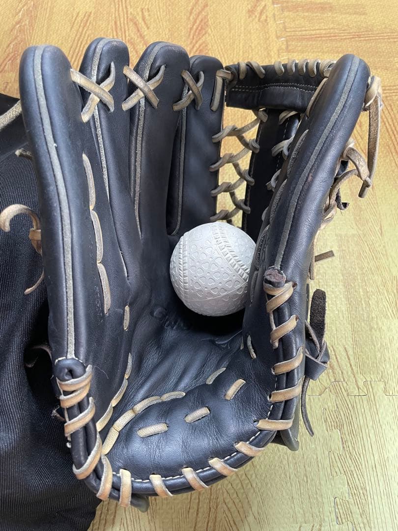 日*人様 ミズノ　グローバルエリート　左利き　外野手用