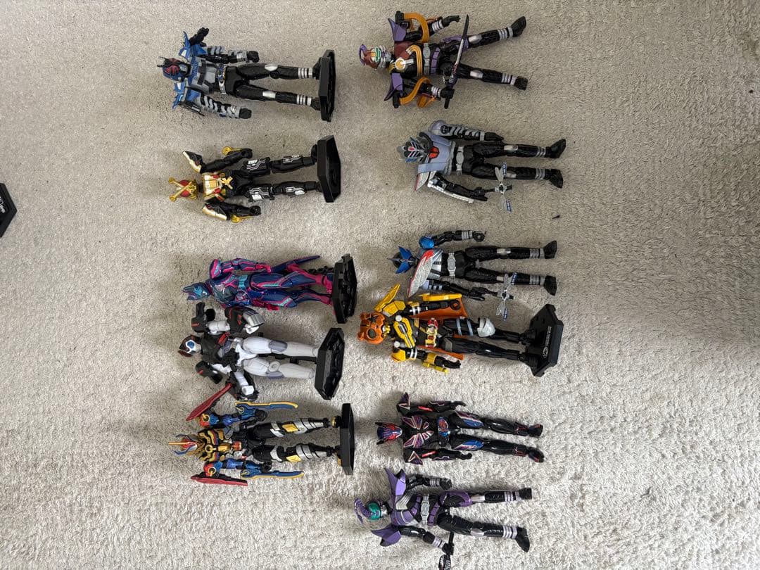 So do chronicle 仮面ライダー フィギュア アウトサイダーズ