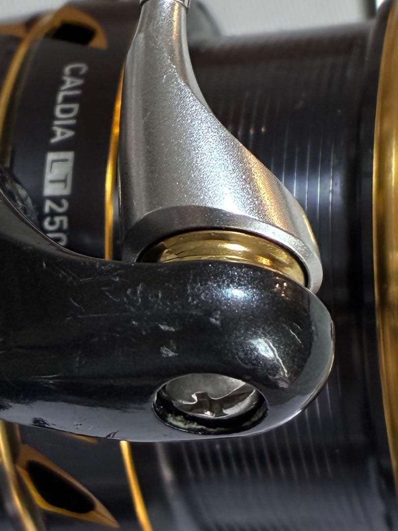 CALDIA LT 2500S-XH スピニングリール