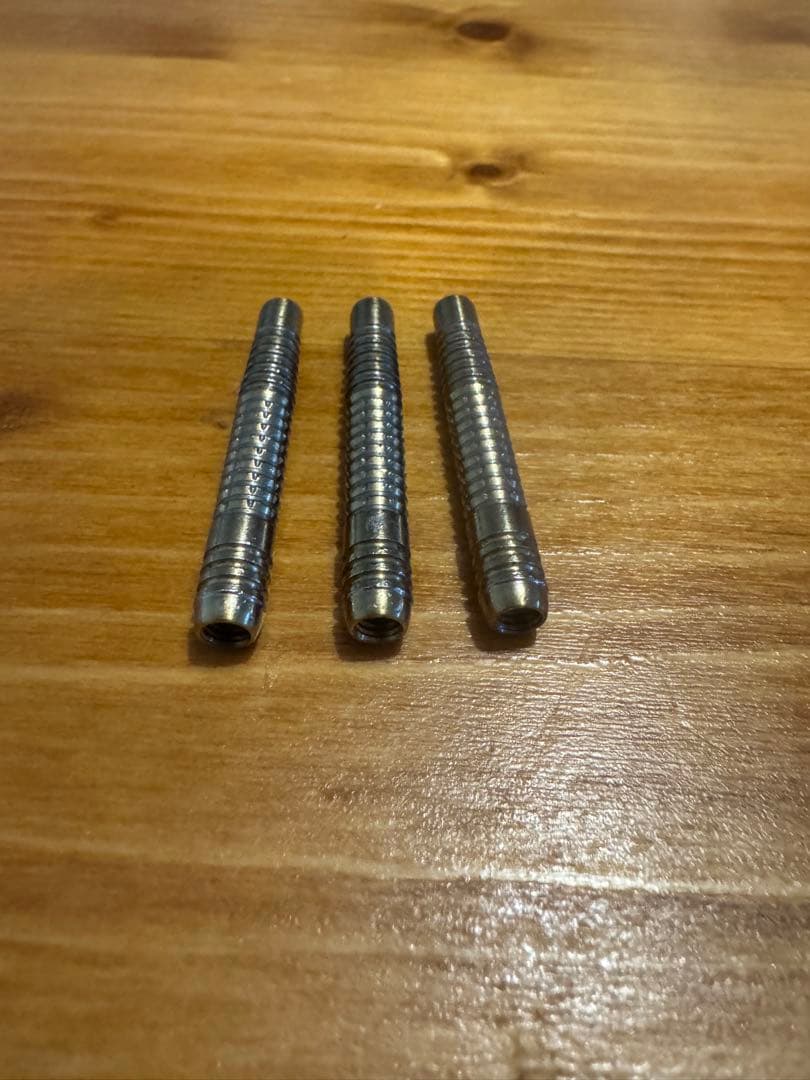 TRINIDAD Ricardo ダーツセット