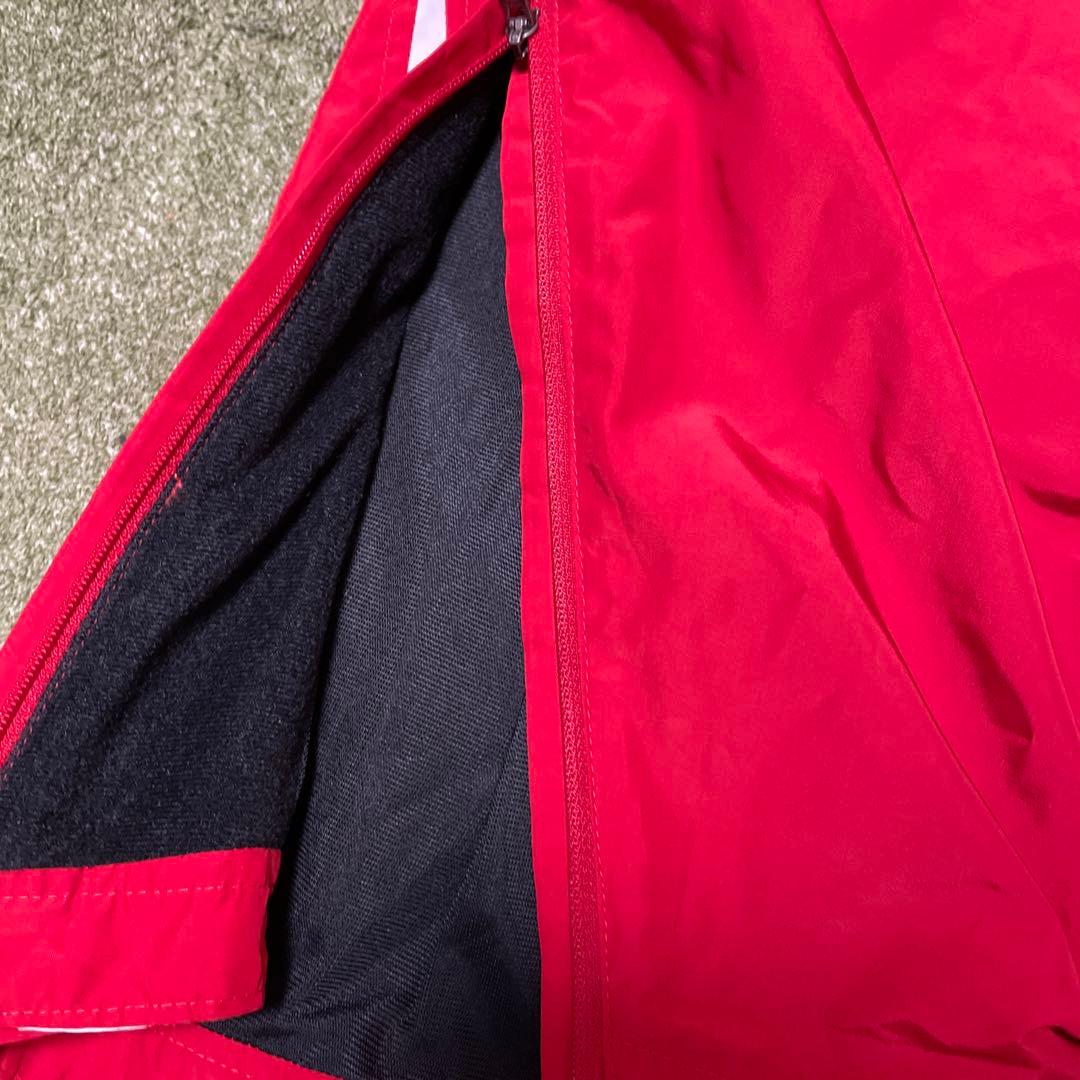 Under Armour 赤 ジャケット