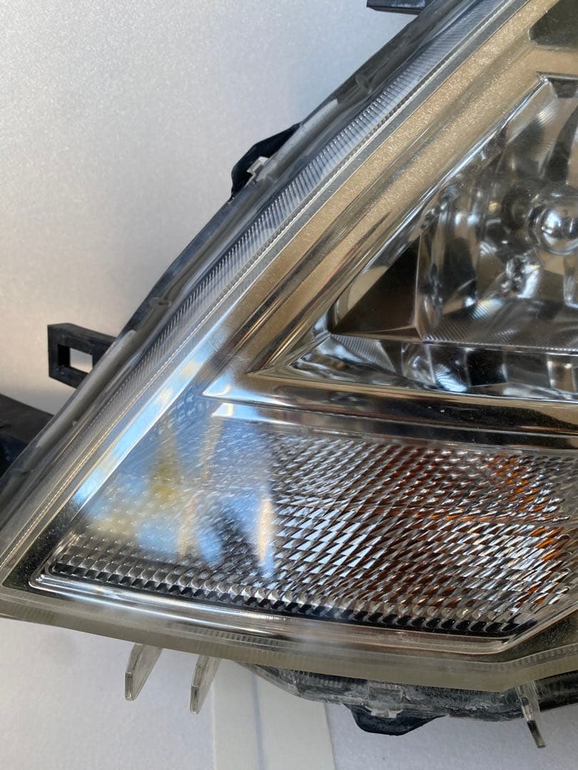 日産 セレナ C25 前期 中期 純正HID ヘッドライト 左右セット