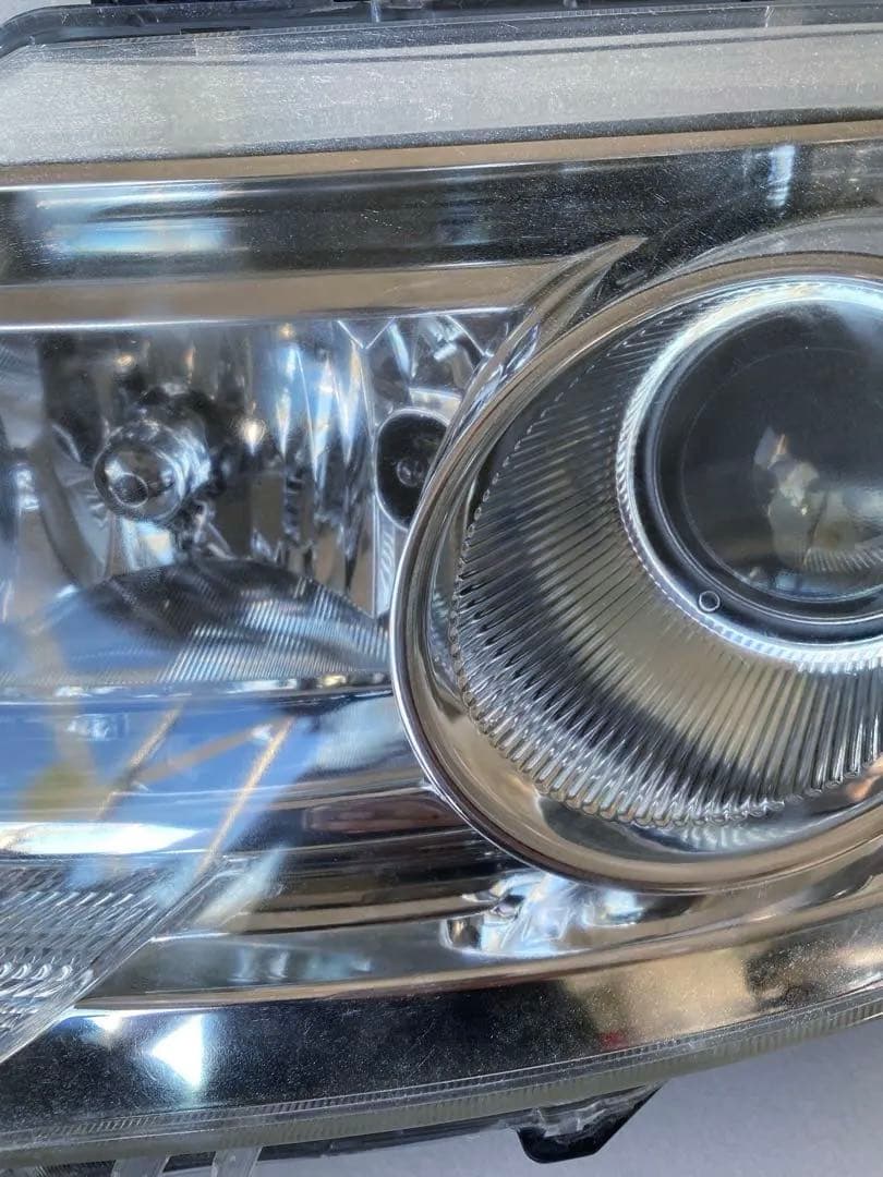 日産 セレナ C25 前期 中期 純正HID ヘッドライト 左右セット