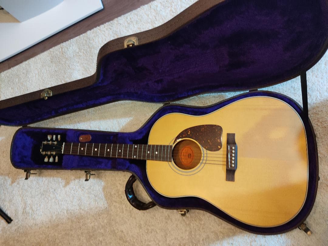 美品　Gibson Formula1 アコースティックギター　ハードケース付