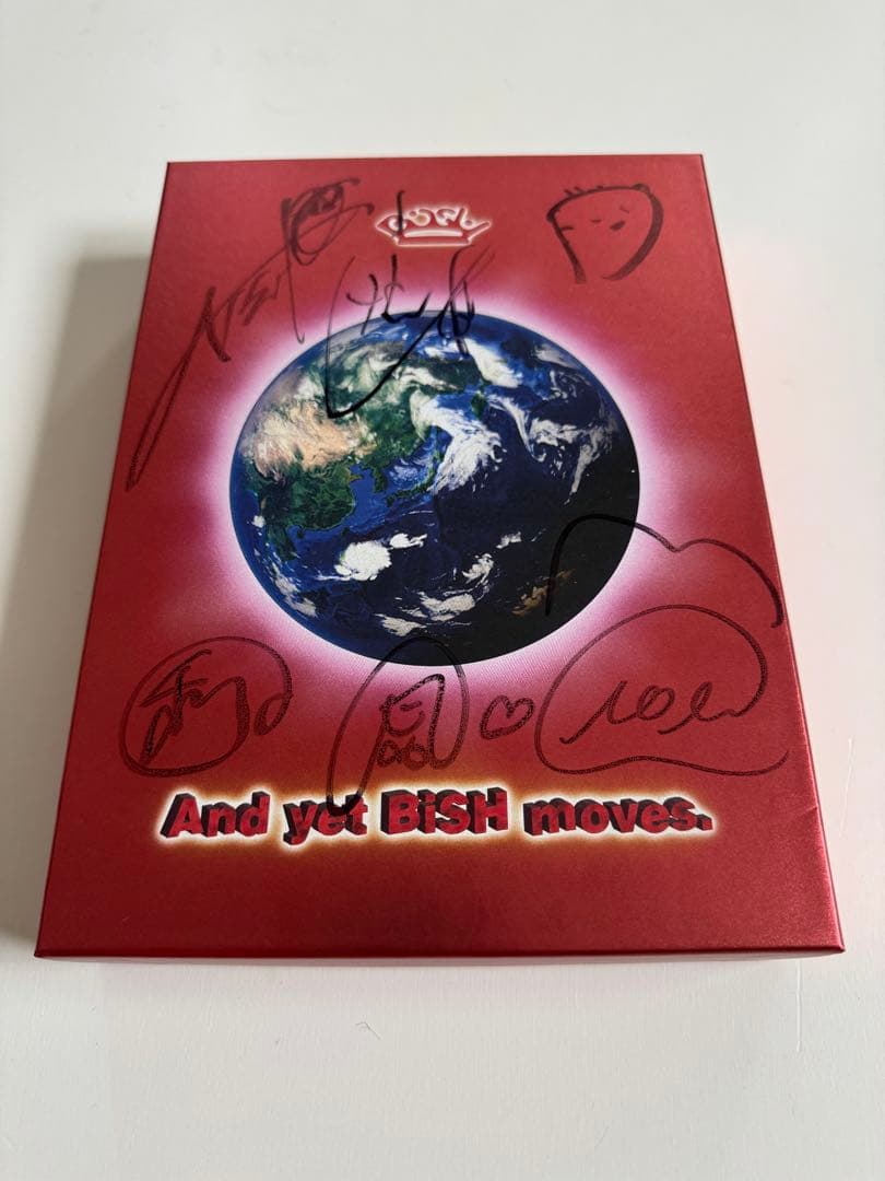 BiSH/And yet BiSH moves.〈初回生産限定盤〉サイン有り