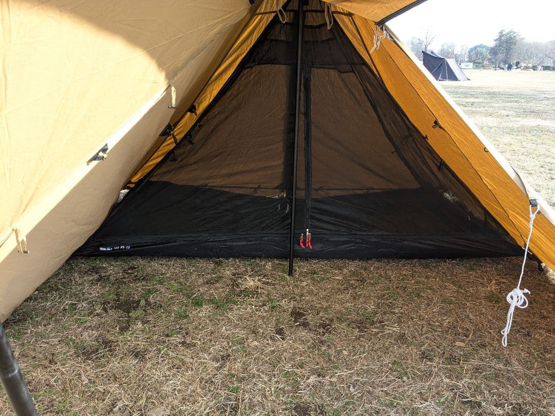 WAQ(ワック)　alpha TC　アルファTC　未使用二股ポール付き　テント
