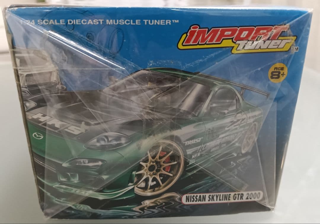 NISSAN SKYLINE GTR 2000 1:24スケール