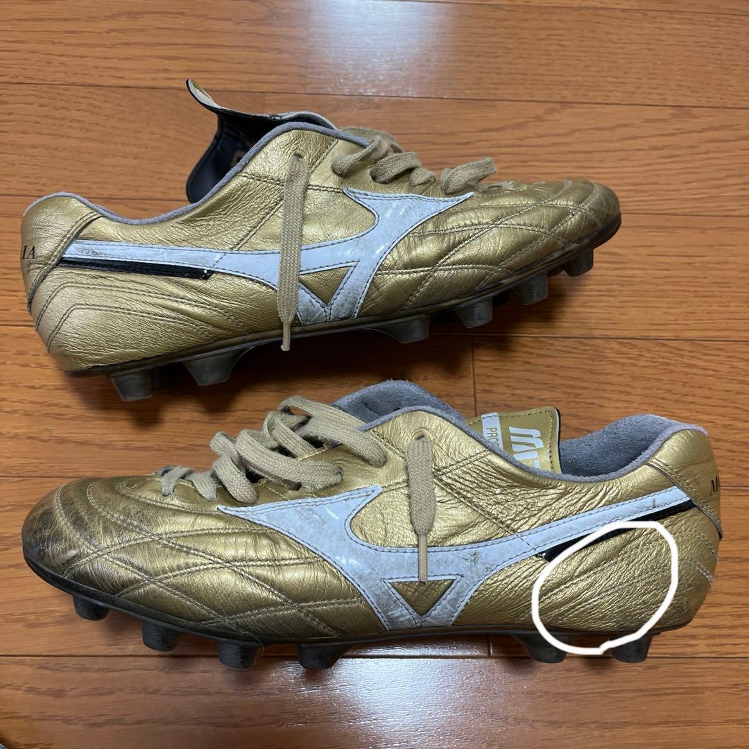 （限定モデル）ミズノモレリア　ゴールド　25.5cm