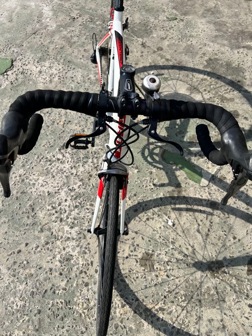 No.556 GIANT CONTEND 2 ロードバイク整備済み16速