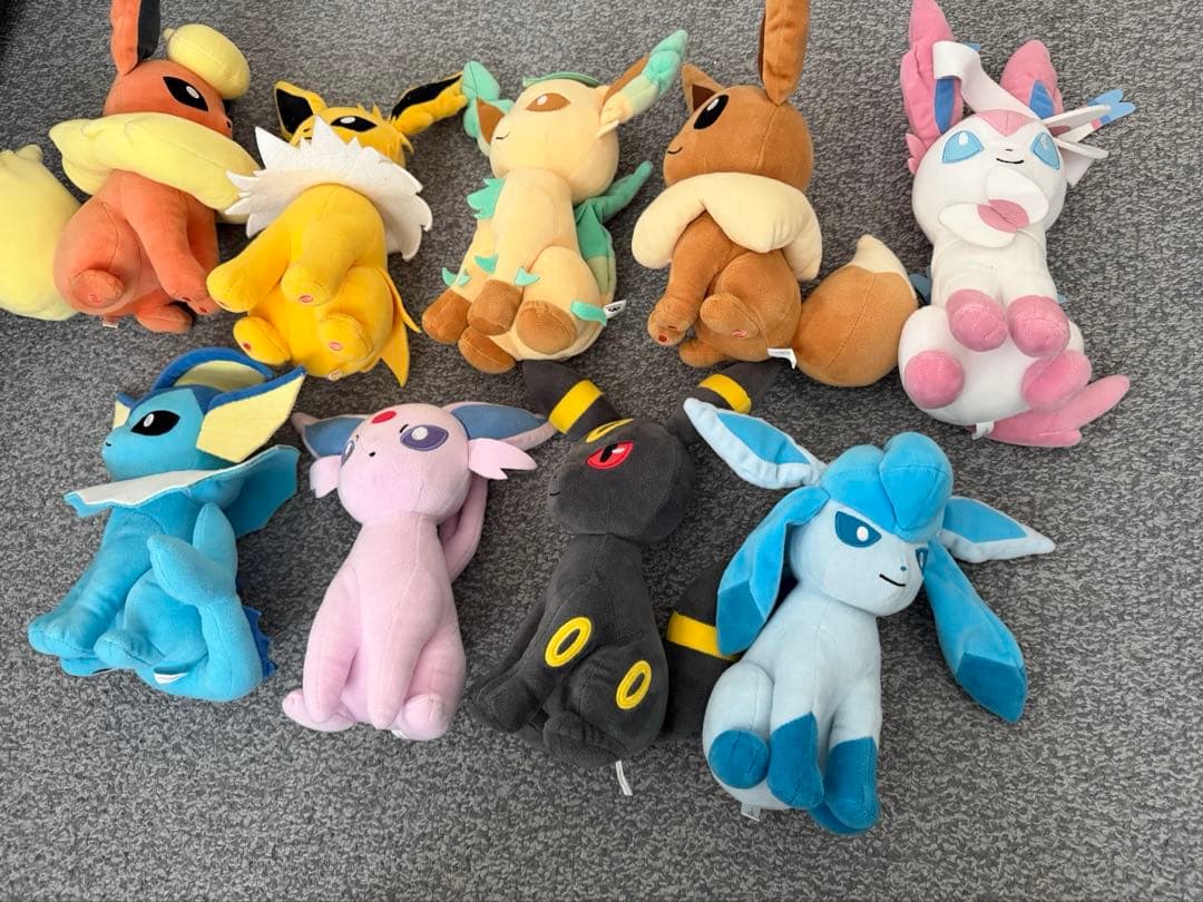 ポケモン　もふぐっとぬいぐるみ　イーブイフレンズ　9体まとめ売り　ぬいぐるみ