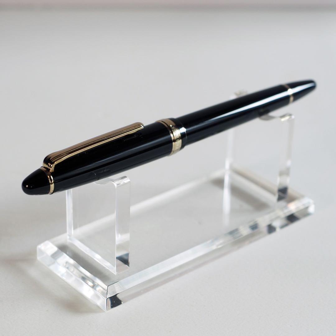 絶版　セーラーレディ・プロフィット　ブラック　ゴールド・トリム14k H-Fニブ