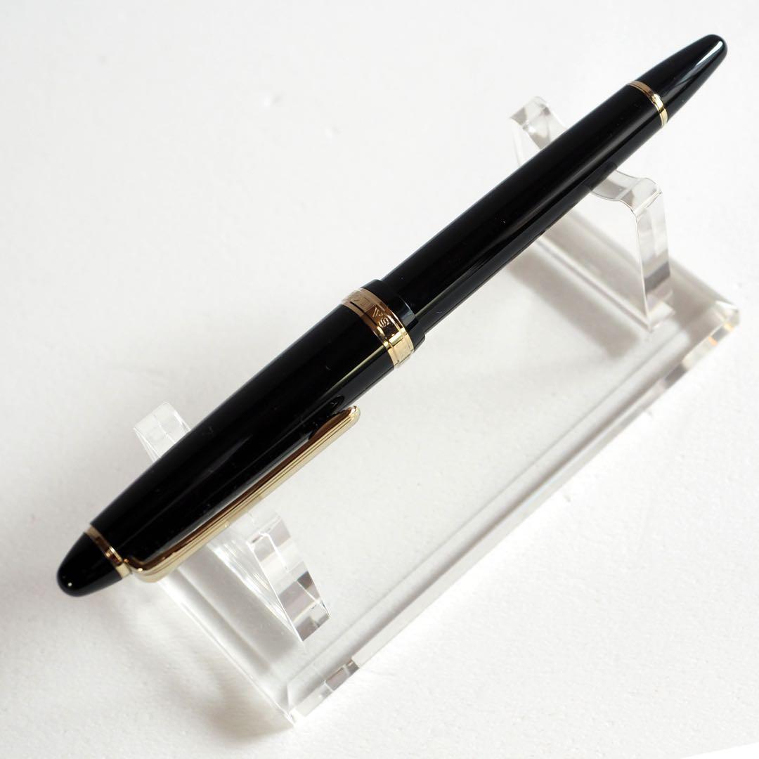 絶版　セーラーレディ・プロフィット　ブラック　ゴールド・トリム14k H-Fニブ
