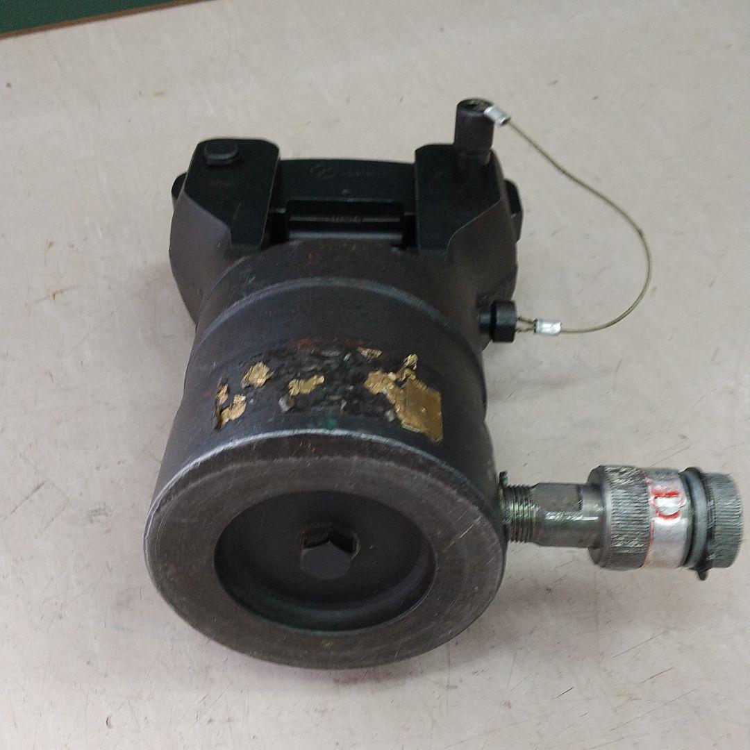 油圧式圧着工具