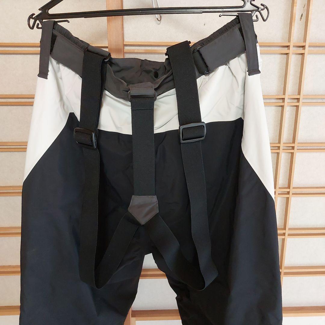 新品　未使用　ダイワ　GORE-TEX DW-1822 　ウィンタースーツ