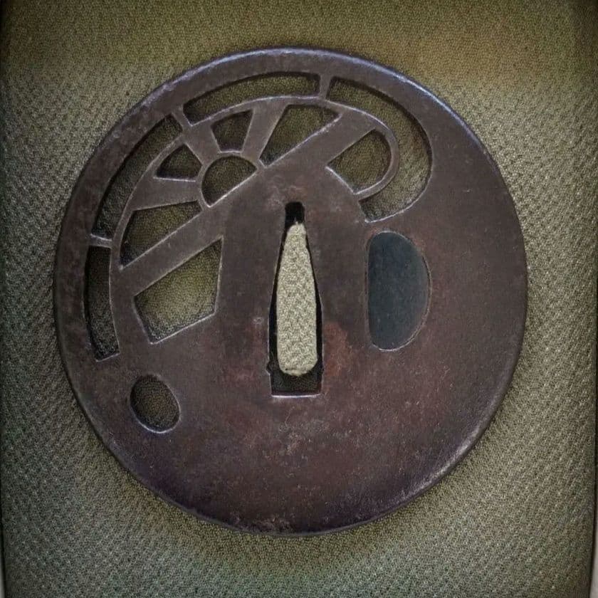 水車透かし鍔　水車　透かし鍔　柳生　尾張　鍔　鐔　 刀装具　日本刀　時代武具