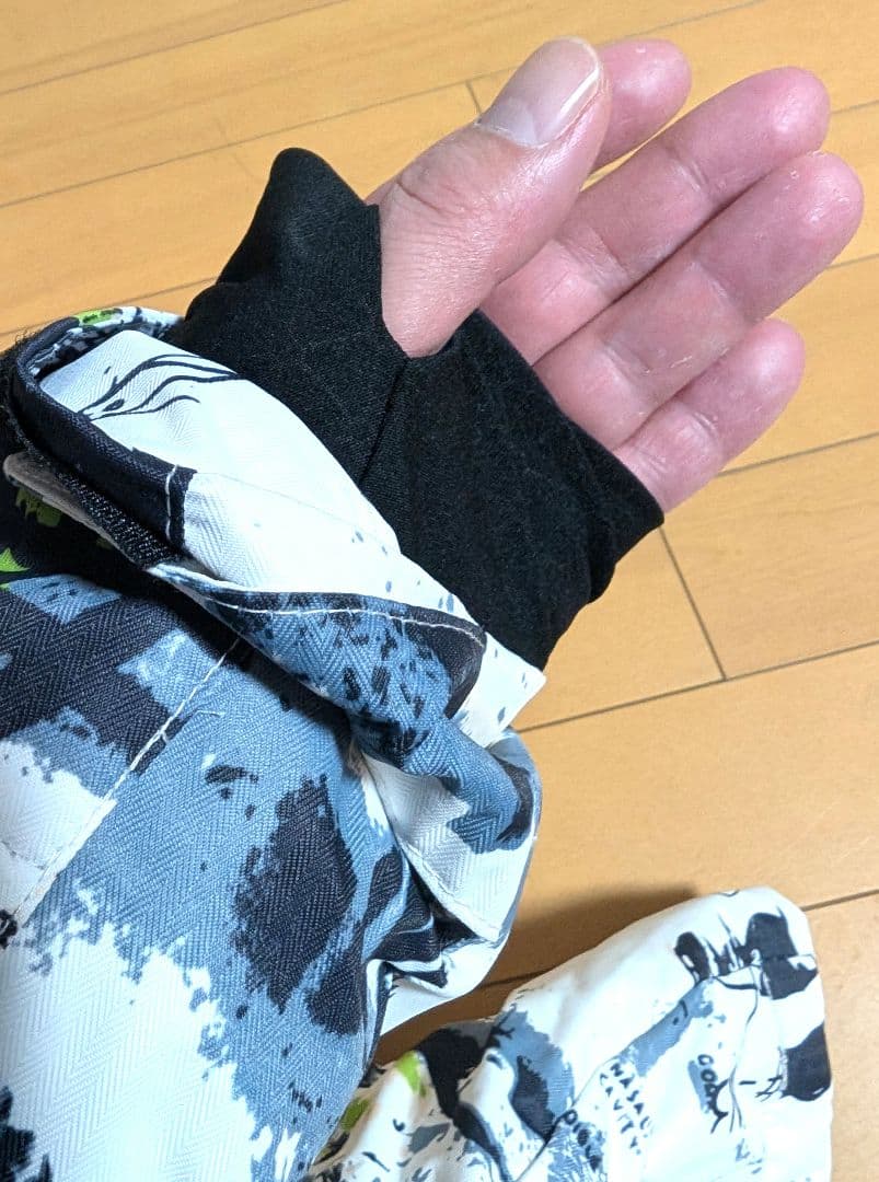 【新品タグ付】スキーウェア上下セット MUTU（ムータスノー）メンズ　М