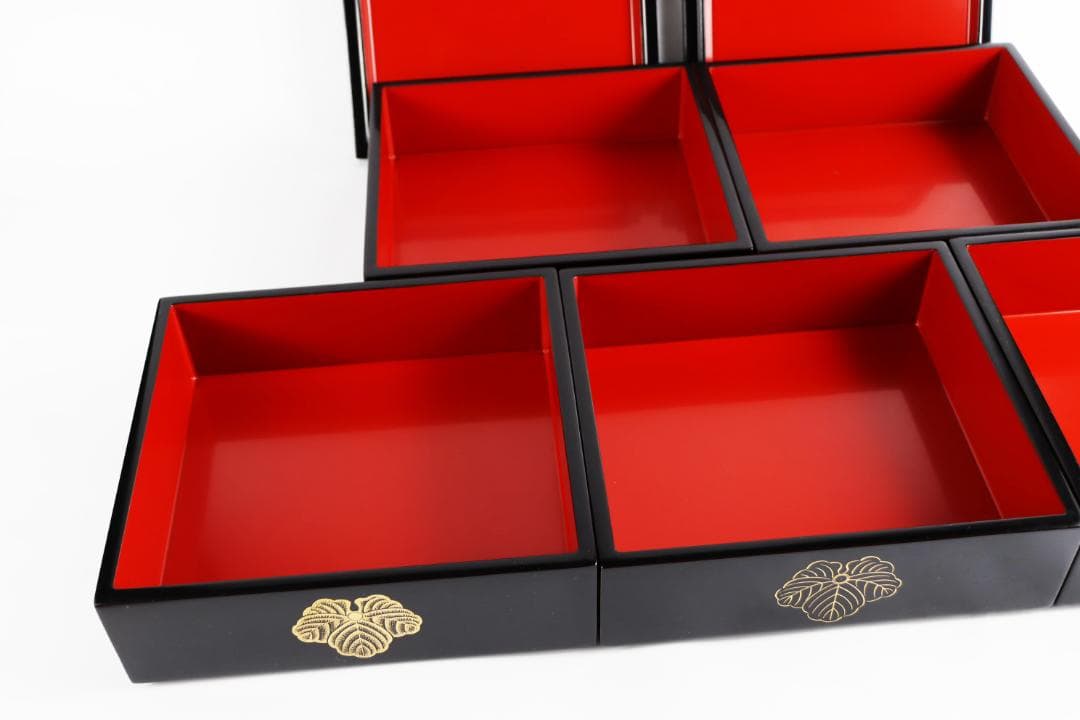 輪島塗 重箱 御重 蔦家紋 蒔絵 木製漆器 木箱