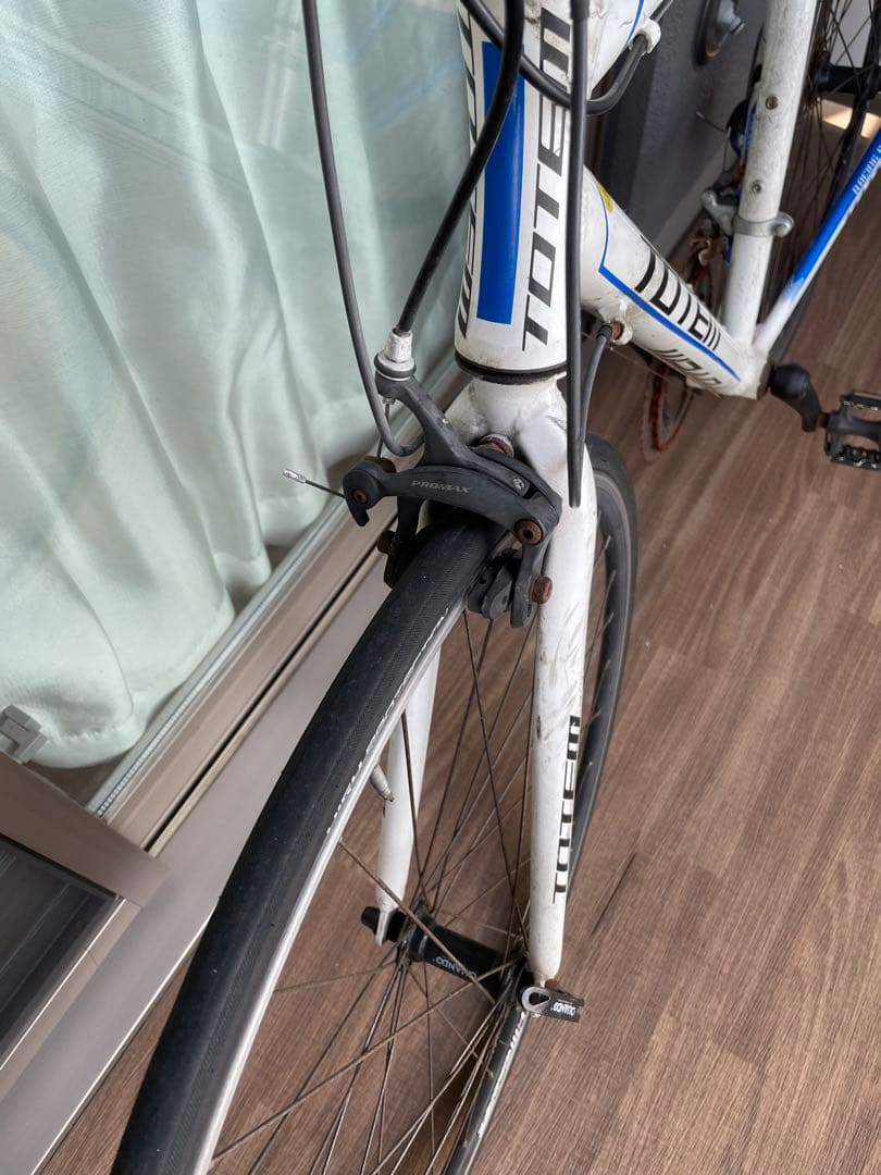 ホワイト アルミフレーム ロードバイク