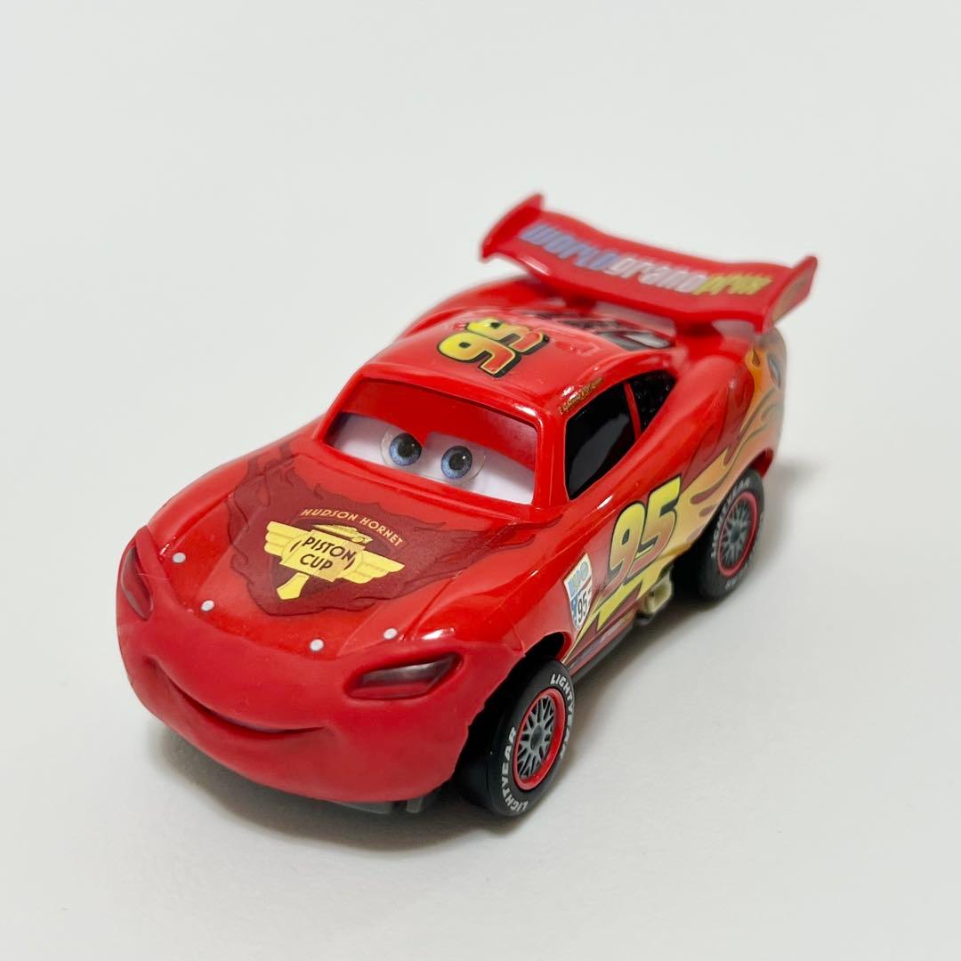 マテル　カーズ　ALIVE ライトニング　マックイーン　 動く　喋る