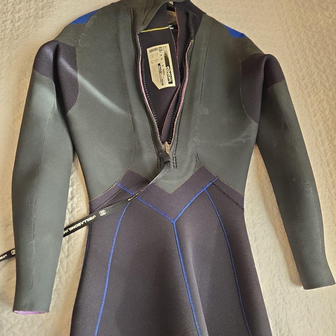 【限定値下げ】BILLABONG フルスーツ 黒/青 膝パッド付き